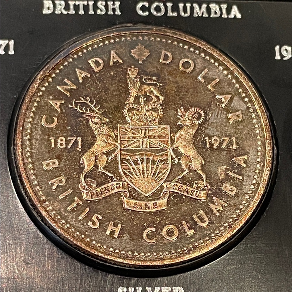 1971 Canadian Silver Dollar – British Columbia in original case - Toning
